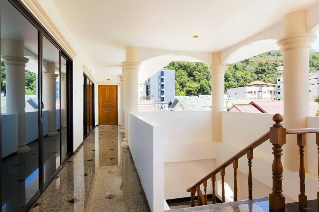 Royal Prince Residence - photo 12
