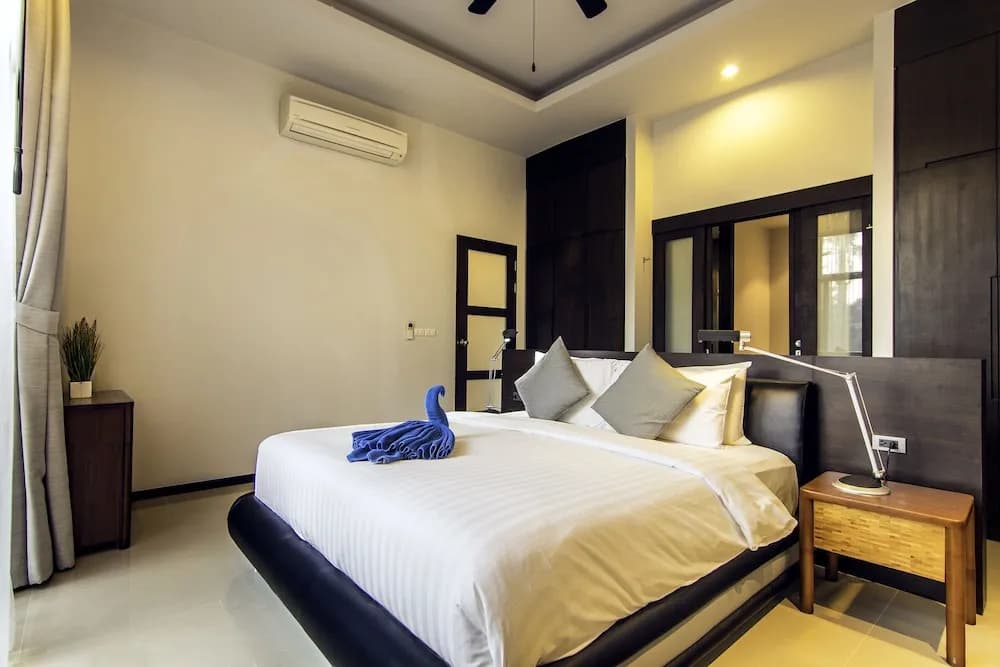 Comfortable 2br Pool Villa NaiHarn - photo 6