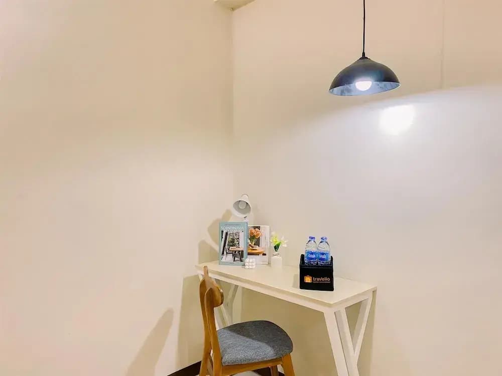Minimalist Studio (No Kitchen) At Grand Palace Kemayoran Apartment - photo 10