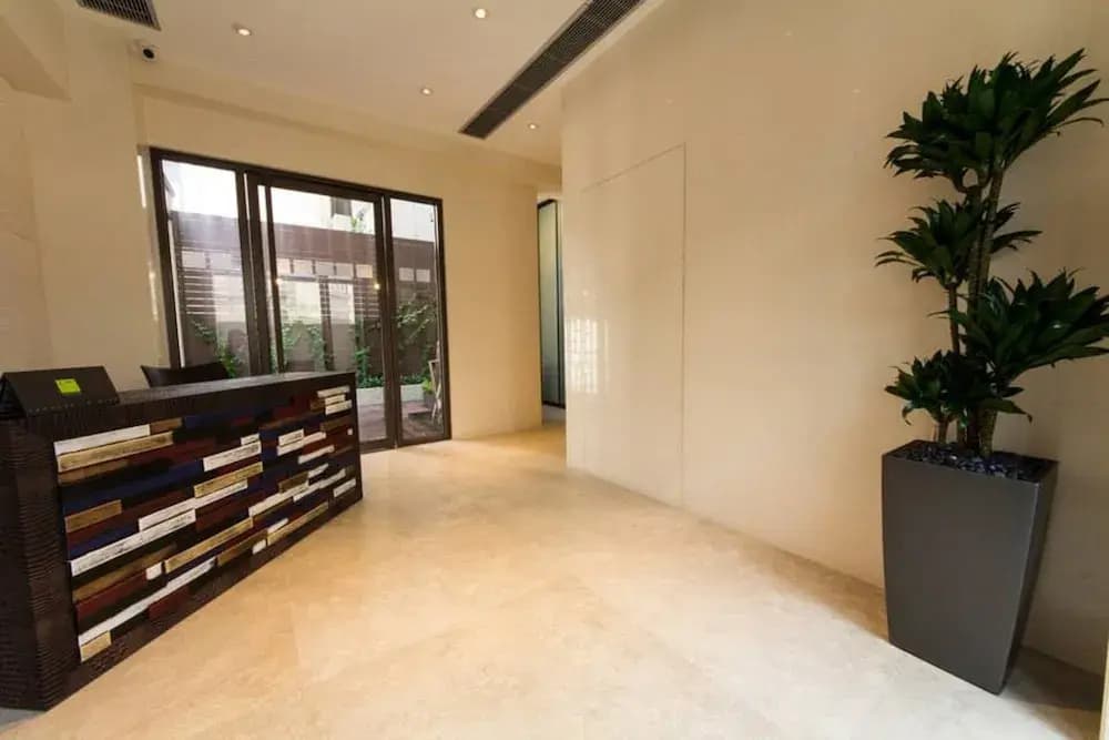 Mier Serviced Apartments - photo 11