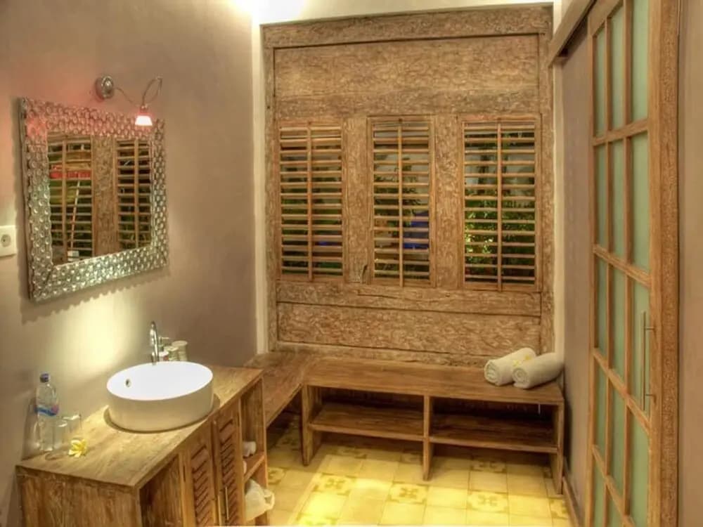 Coco Poco Villa Seminyak - photo 20