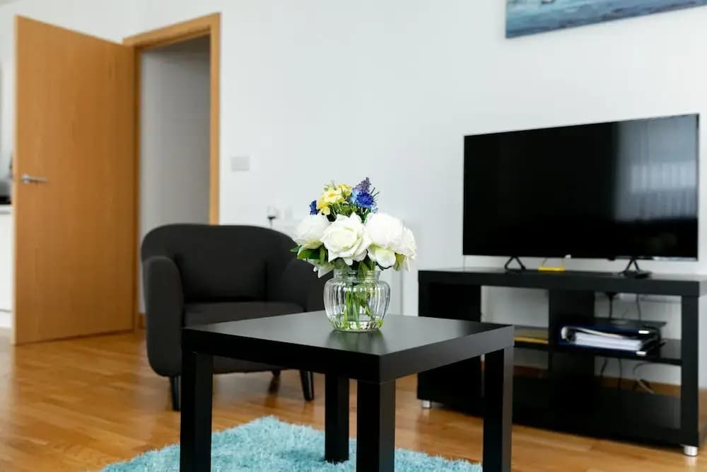 Luxury Apartment London Sleeps 4 - photo 6
