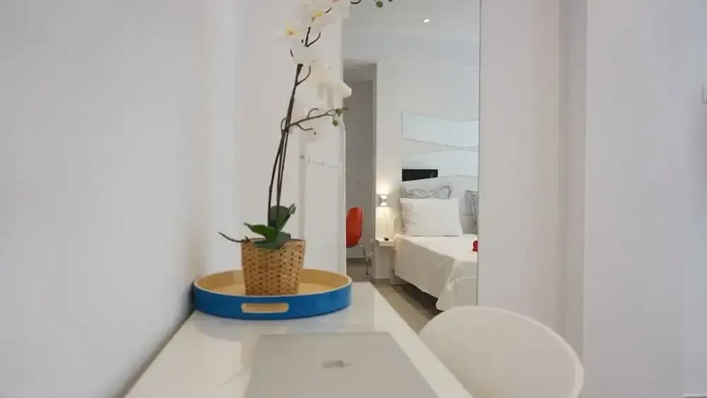 Comfy-Bright Studio Hilton Hotel Area - photo 8