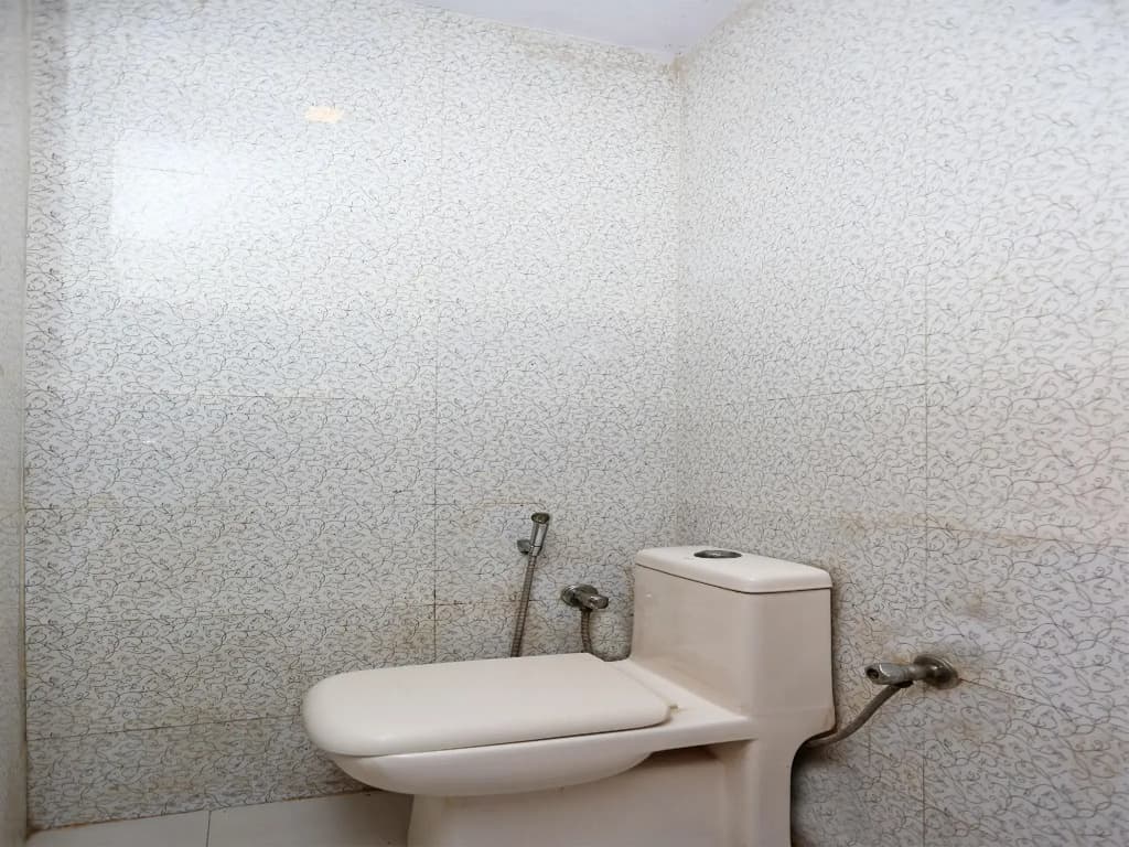Hotel Prem Deluxe Guest House - photo 9