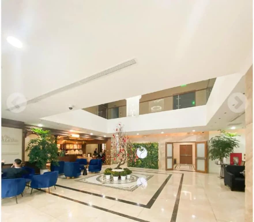 Legend Westlake Hotel - photo 2
