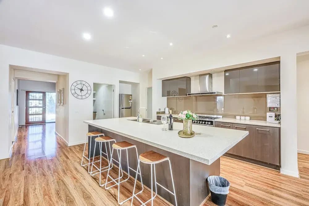 Stylish Luxe House at Point Cook - photo 12