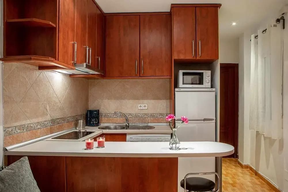 Lovely 2 Bed Apt next to Retiro - photo 14