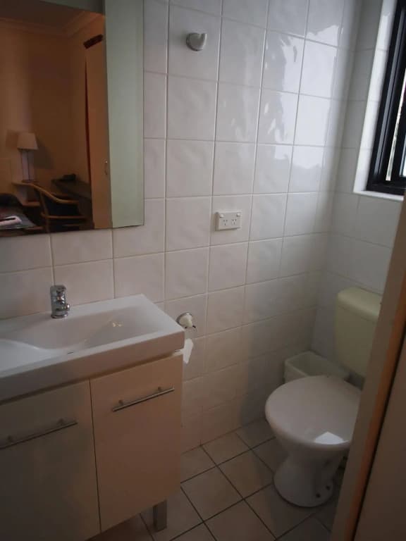Linwood Lodge Motel - photo 9