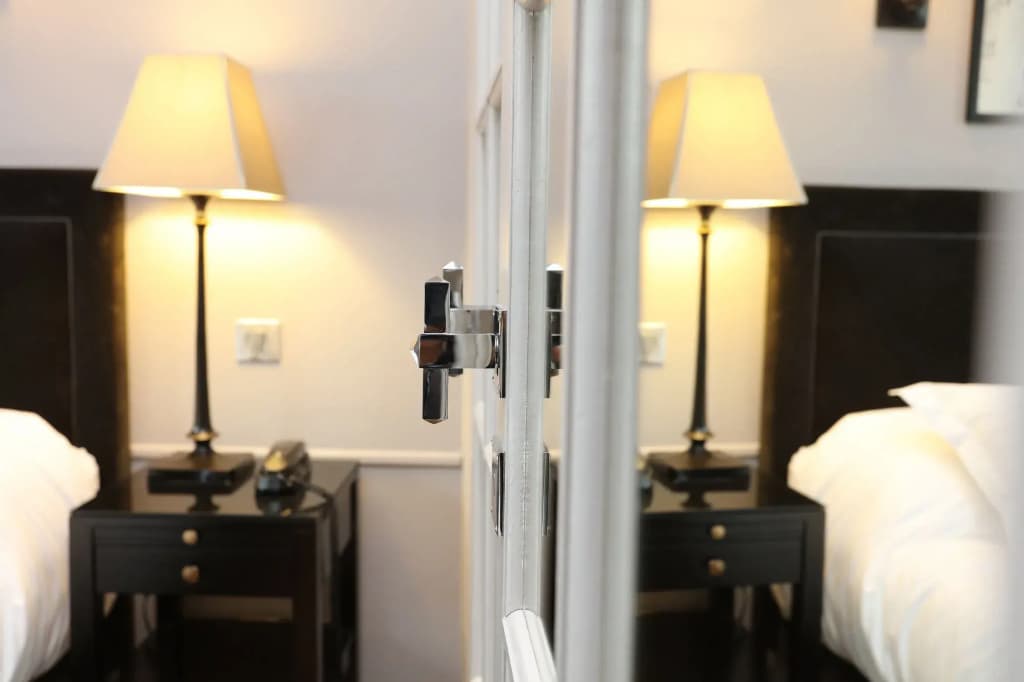 Hotel Saint Louis Pigalle - photo 2