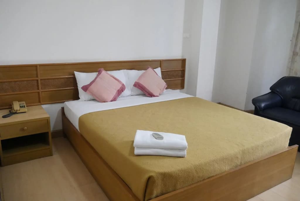 Michael Inn - photo 4