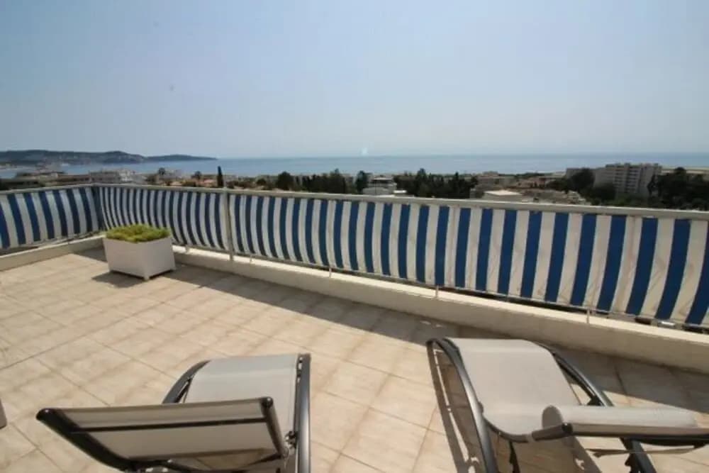 Nice Booking-Domaine Fleurs-Penthouse - photo 10