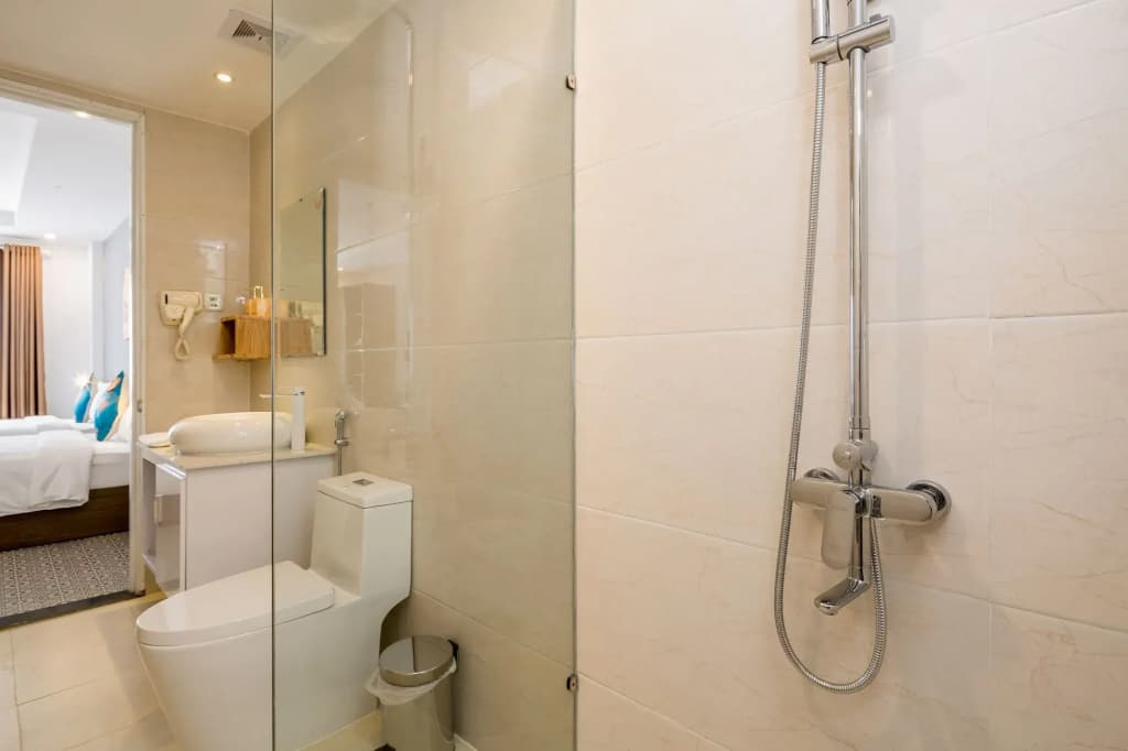 A Danang Beach Hotel - photo 10