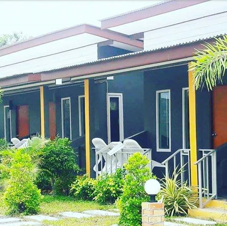 Popular Lanta Resort - main photo