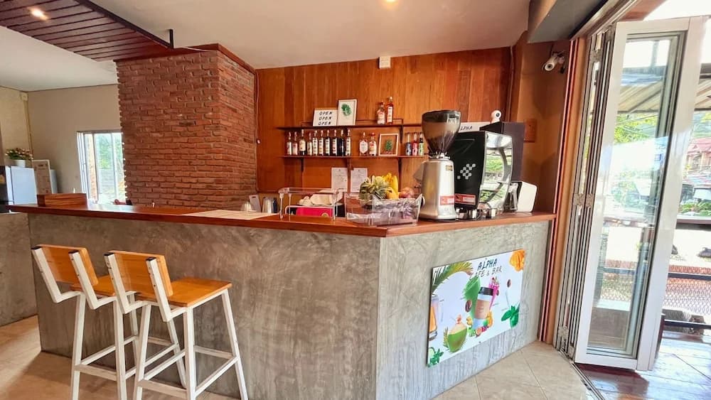 ALPHA Hostel Cafe&Bar - photo 10