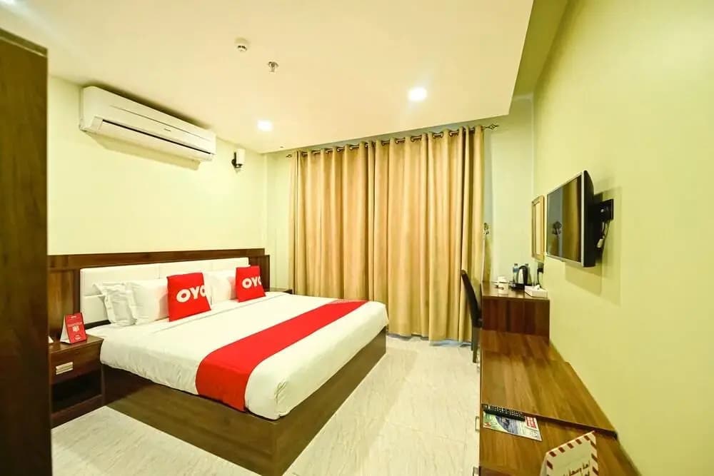 OYO 118 Golden Crown Hotel - photo 5