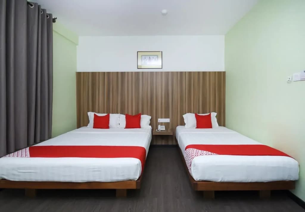 Sunshine Inn - photo 7