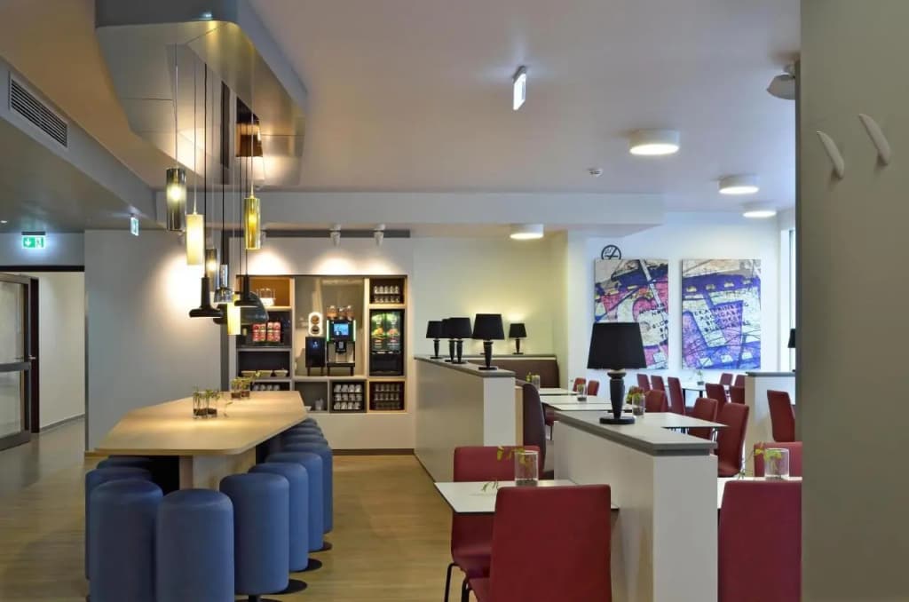 B&B Hotel Berlin-Alexanderplatz - photo 44