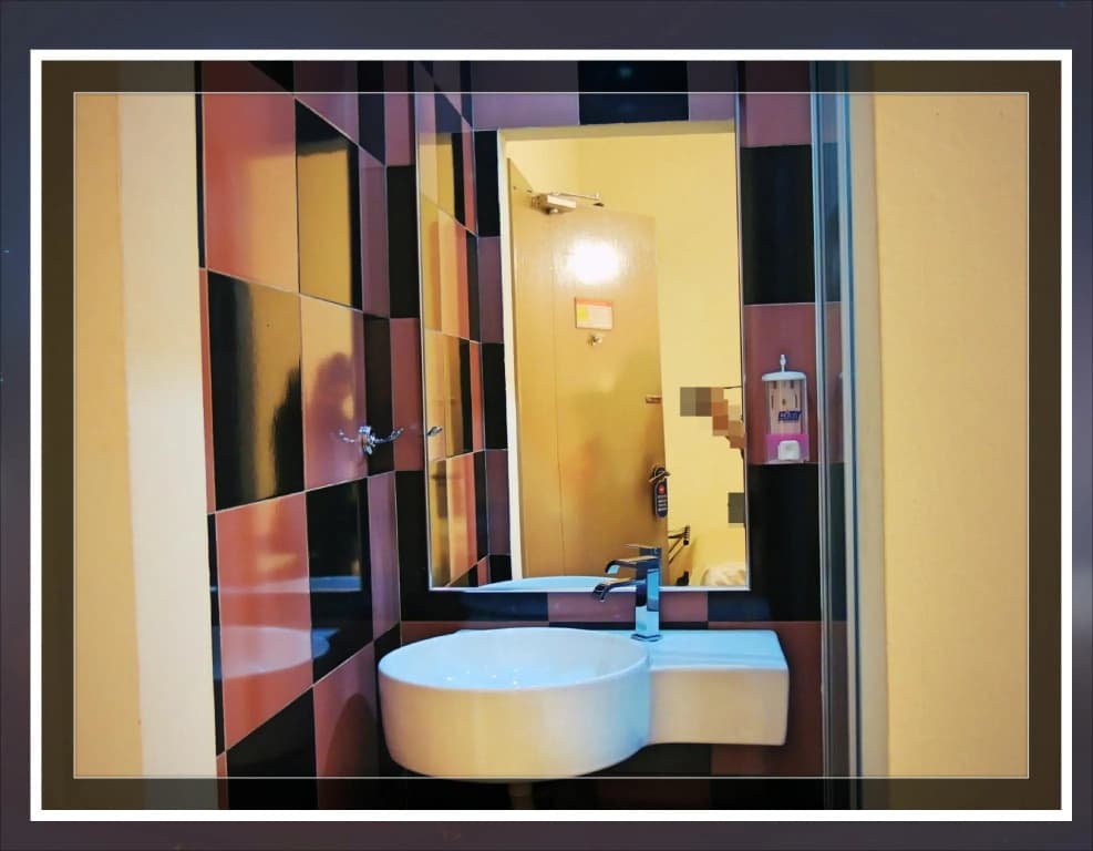 In Trend Hotel - photo 8