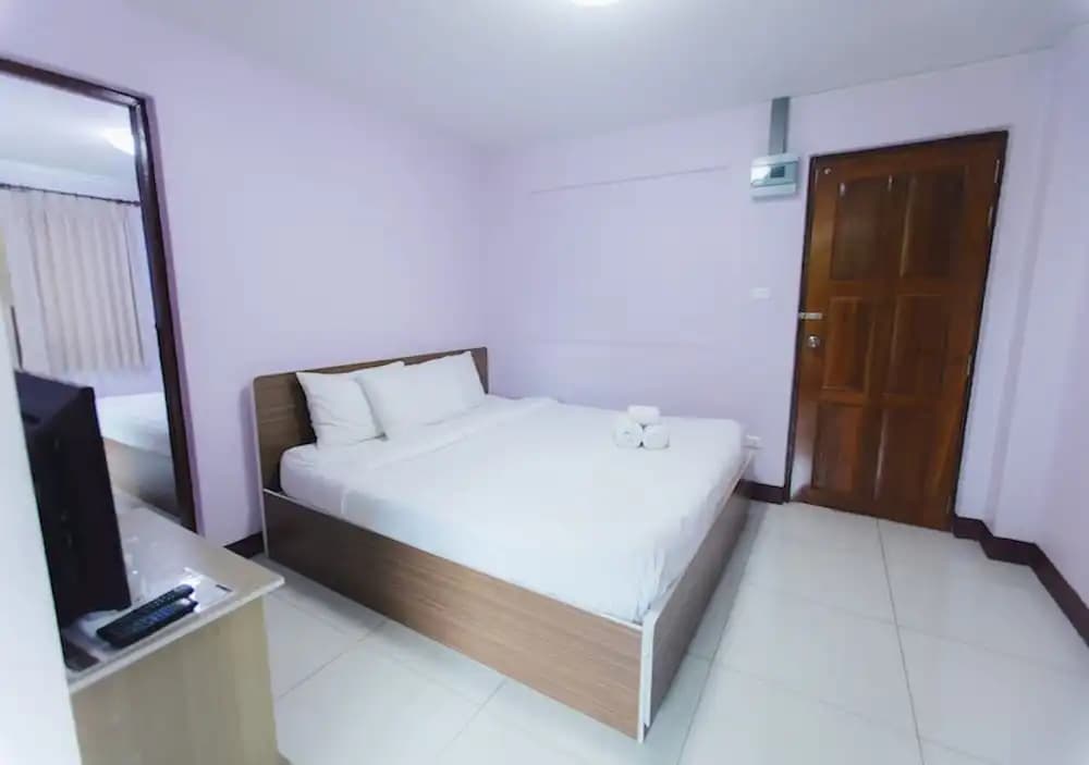 Bruuns Guesthouse - photo 9