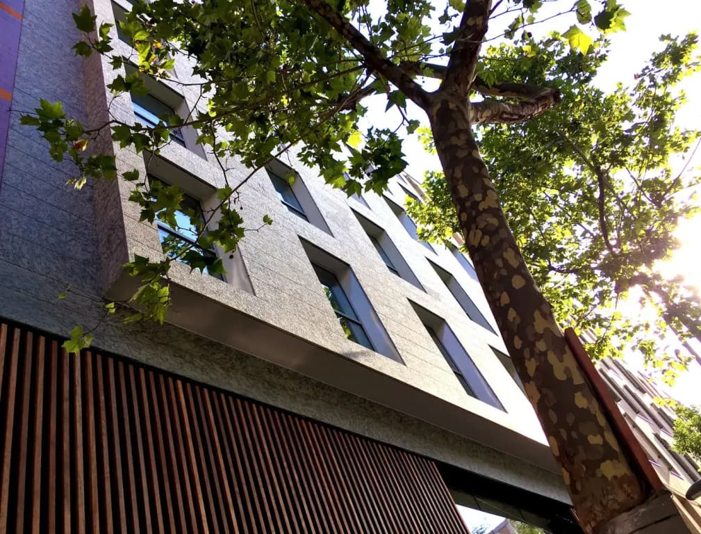 Arya Stadium Hotel - main photo