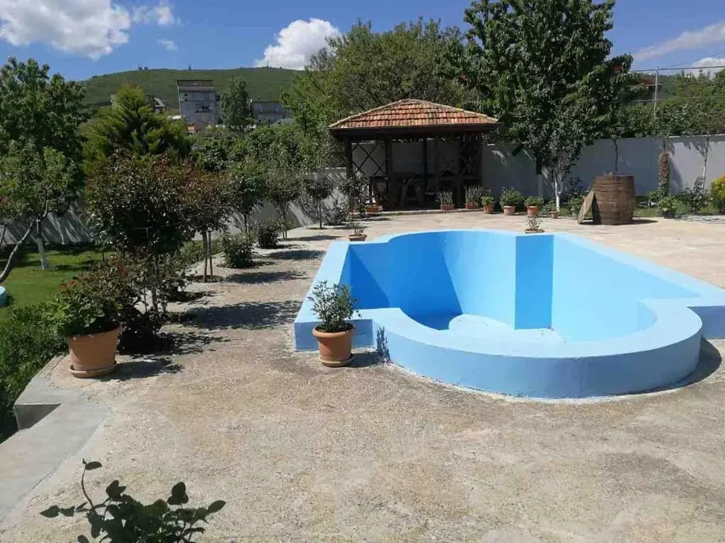 Household - photo 2