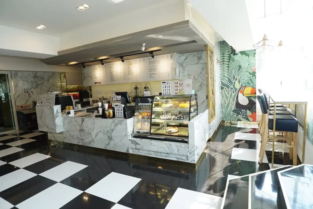 The Embassy Sathorn - photo 13