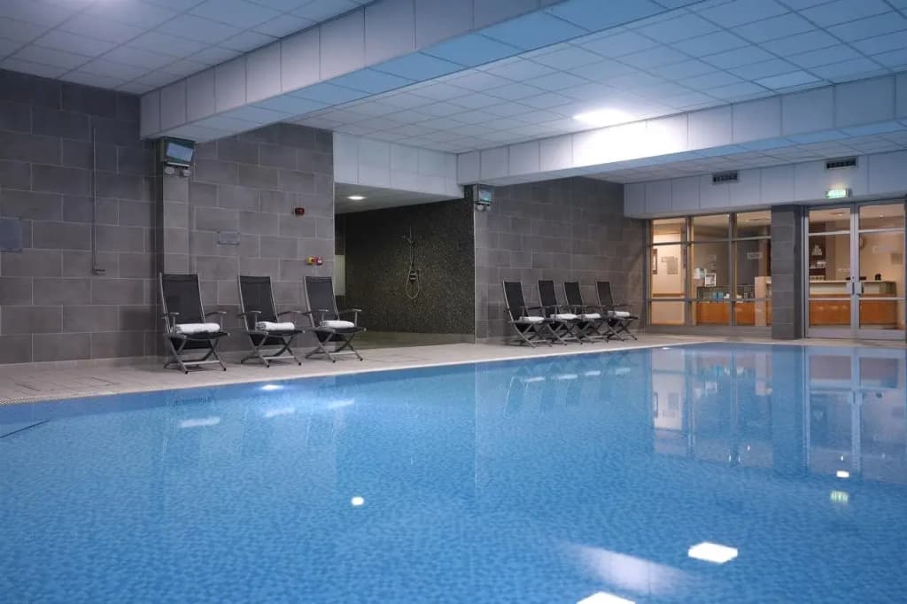 Edinburgh Marriott Hotel Holyrood - photo 12