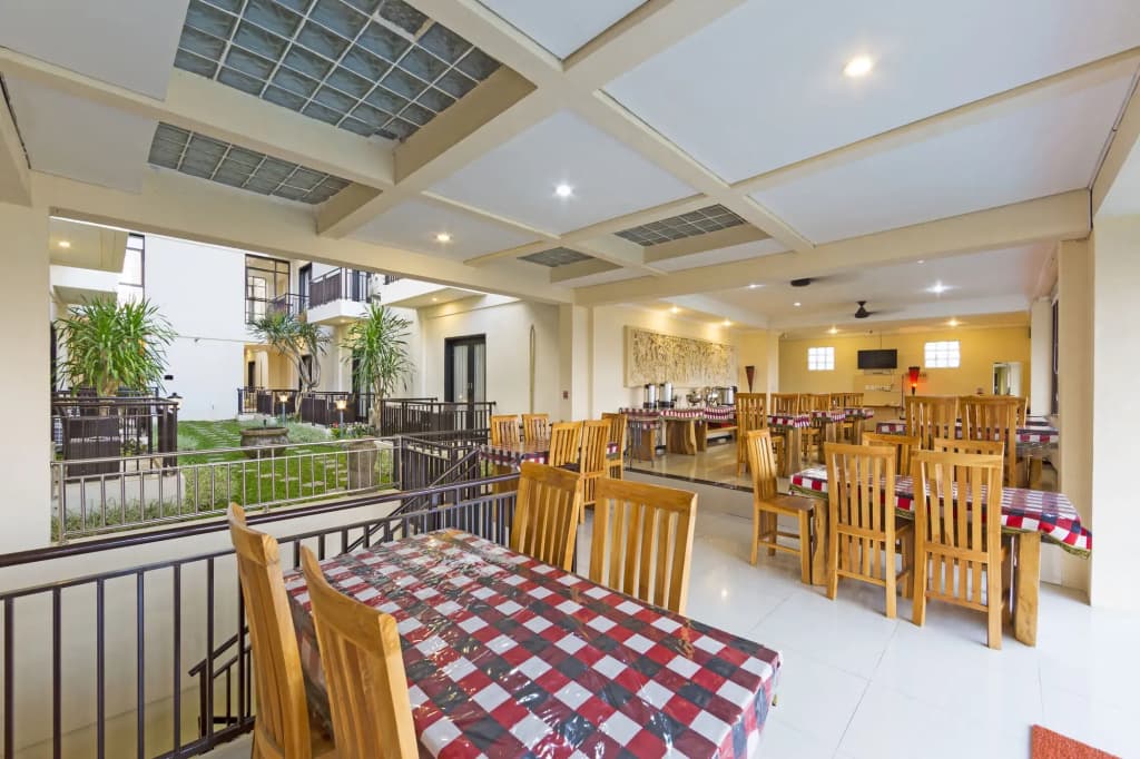 RedDoorz Plus near Mall Bali Galeria 2 - photo 24