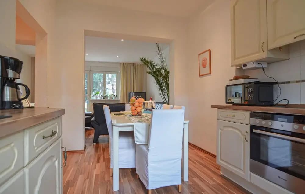 Beautiful Home in Berlin With 2 Bedrooms and Internet - photo 15