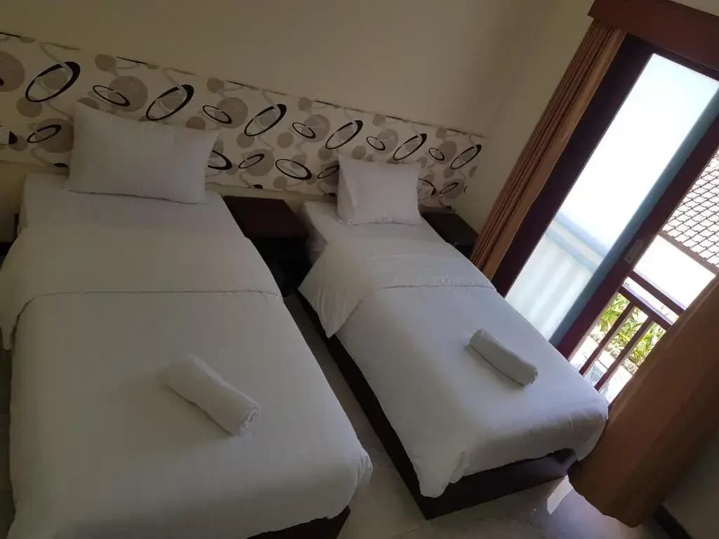 Praba Guesthouse - photo 6