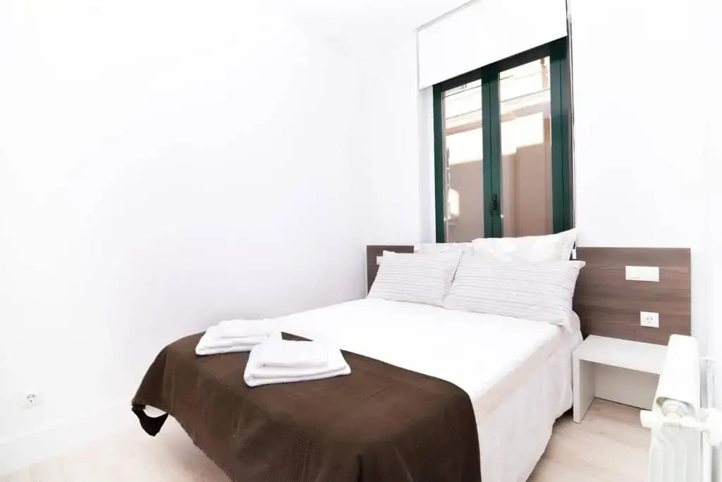 Five Windows to La Latina by Batuecas - photo 3