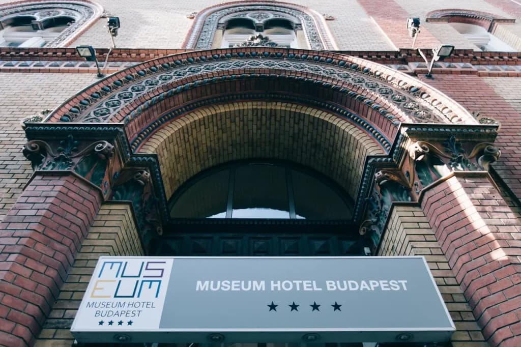 Hotel Museum Budapest - photo 1