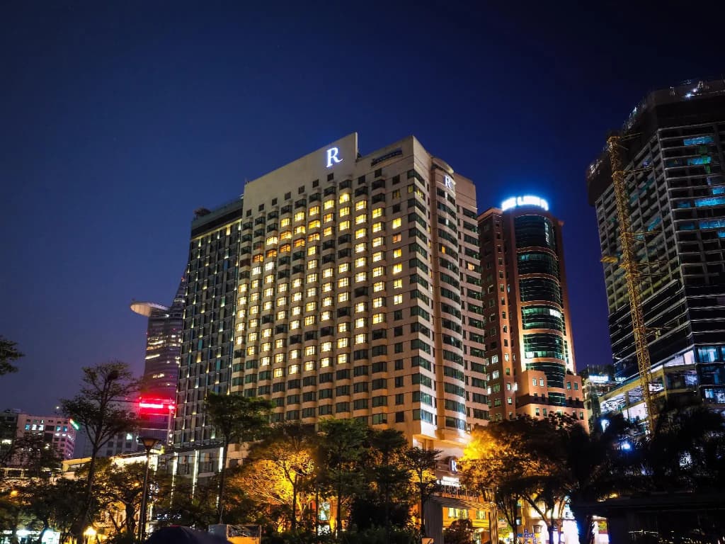 Renaissance Riverside Hotel Saigon - photo 22