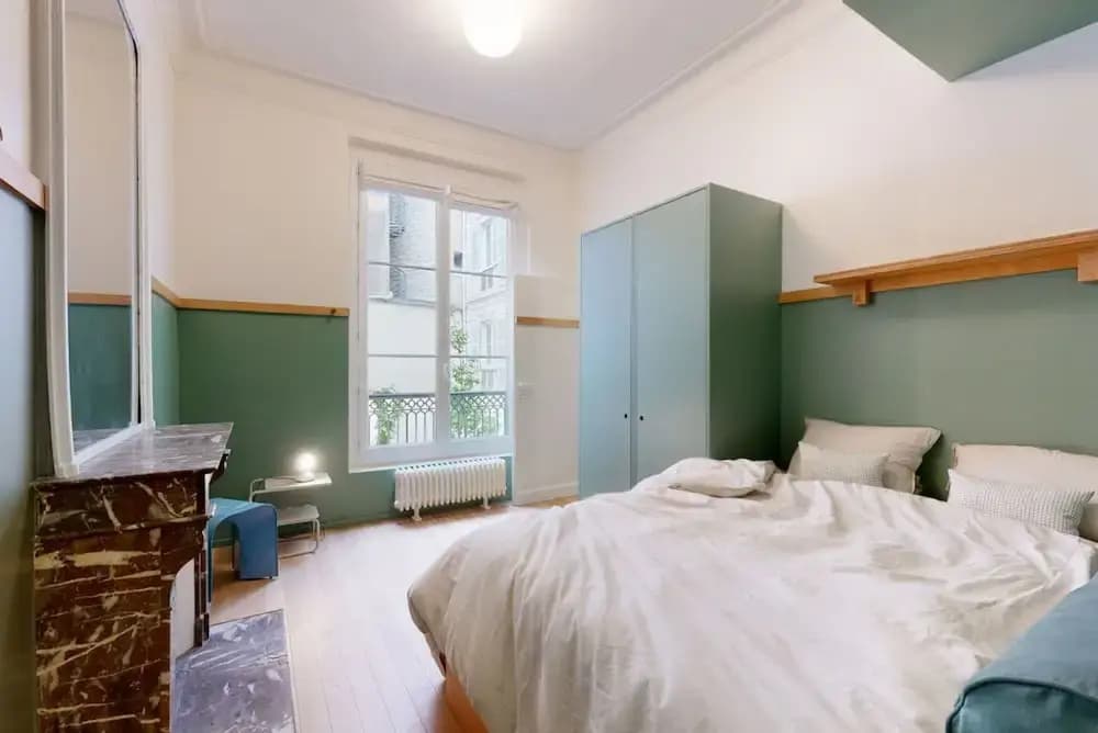 Joivy Pleasant 1-bed Flat w/ Shared Courtyard - photo 8