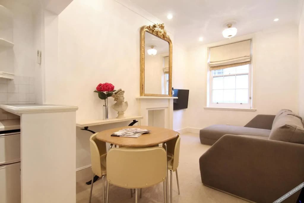 Harrods Apartments - photo 4