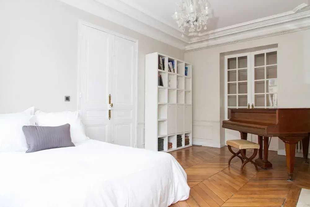 Marais - Francs Bourgeois Apartment - photo 6