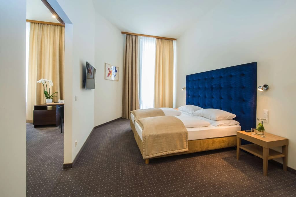 HiLight Suites Hotel - photo 34
