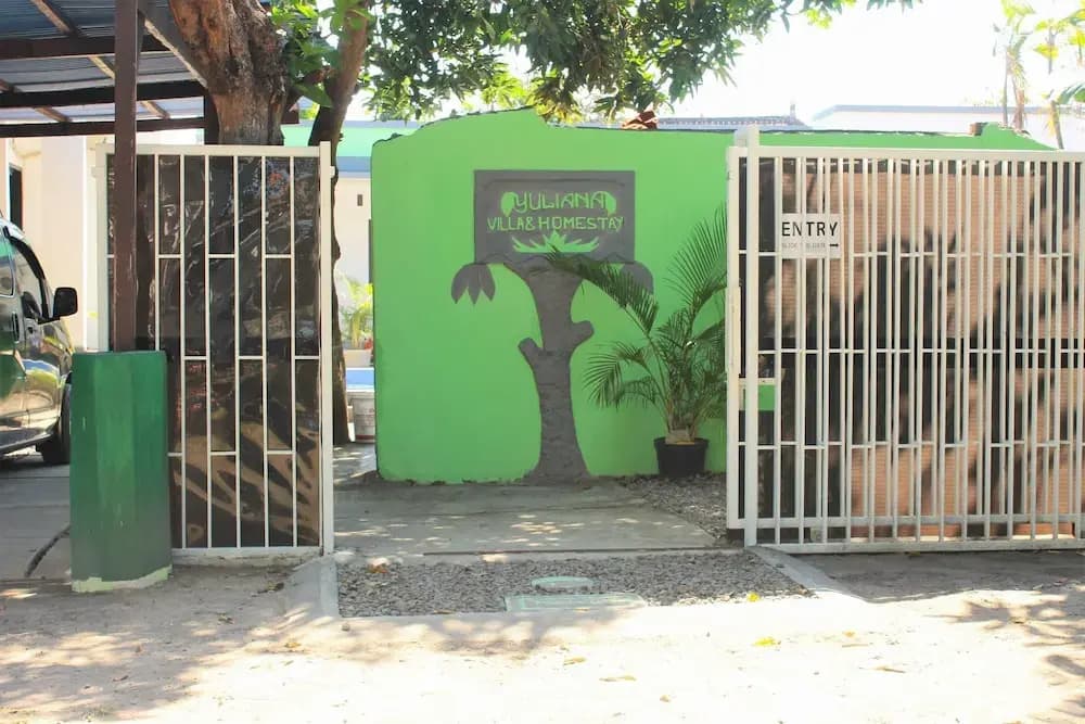 Yuliana Homestay - photo 11