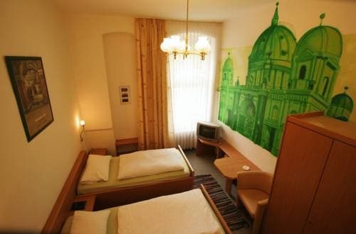 Am Schloss Bellevue - photo 3