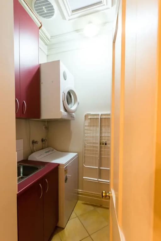 HANNA, 3BDR Melbourne Apartment - photo 18
