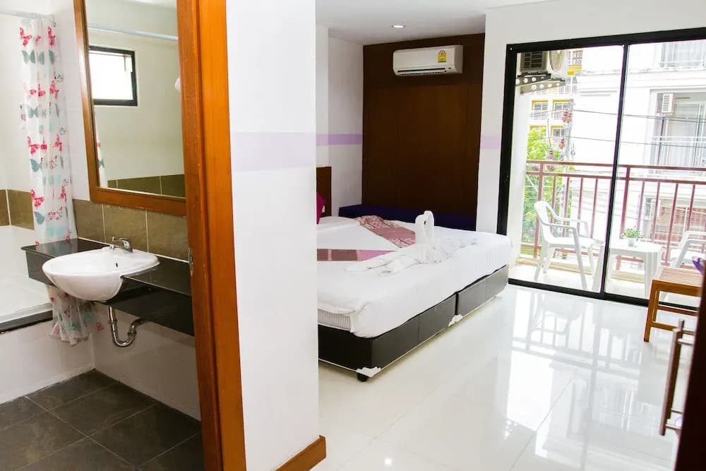 Chana Phuket Hotel - photo 10