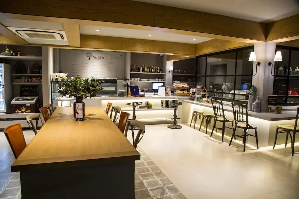 Patio Luxury Suites - photo 29