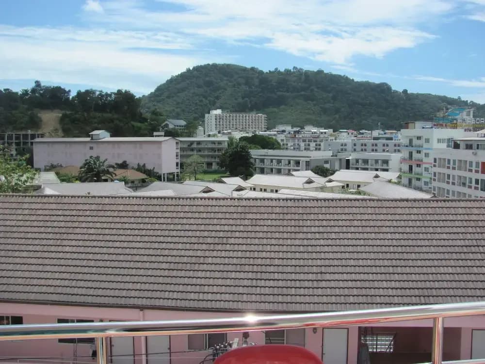 T & C Hotel Patong Beach - photo 17