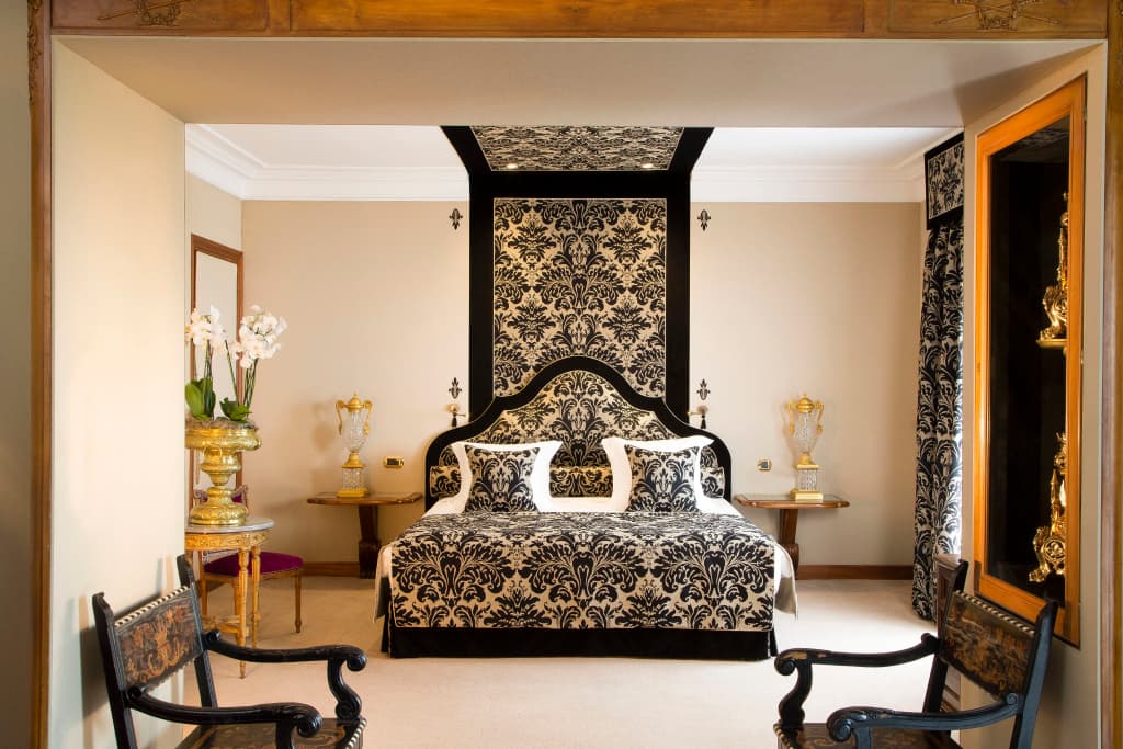 Le Negresco Hotel - photo 7
