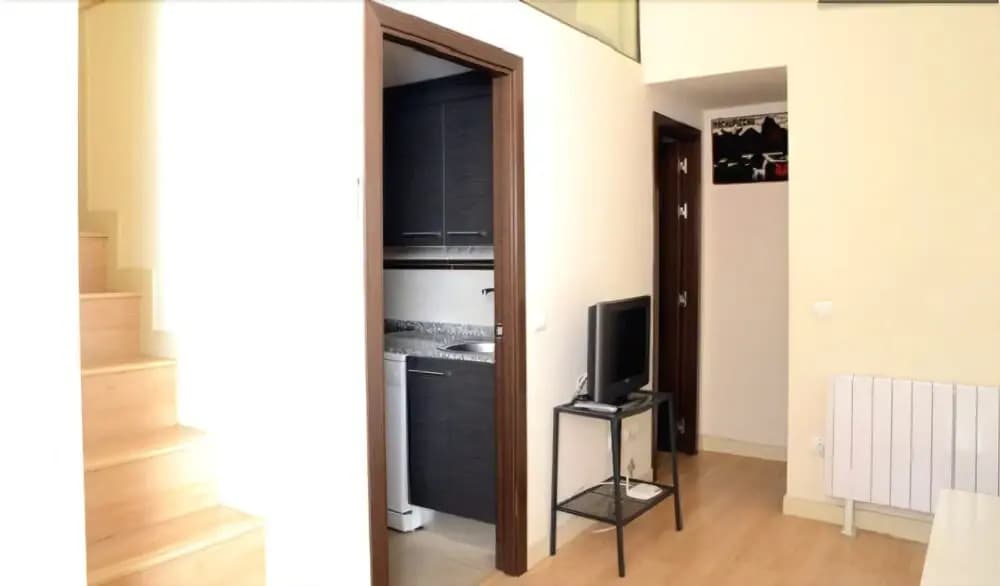 Moderno Loft cerca de Metro y de Aparcamiento - photo 4