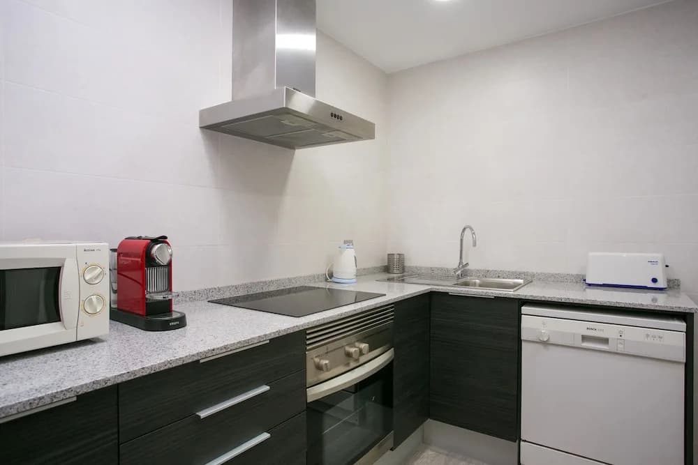 Apartment With Large And Private Terrace - photo 22