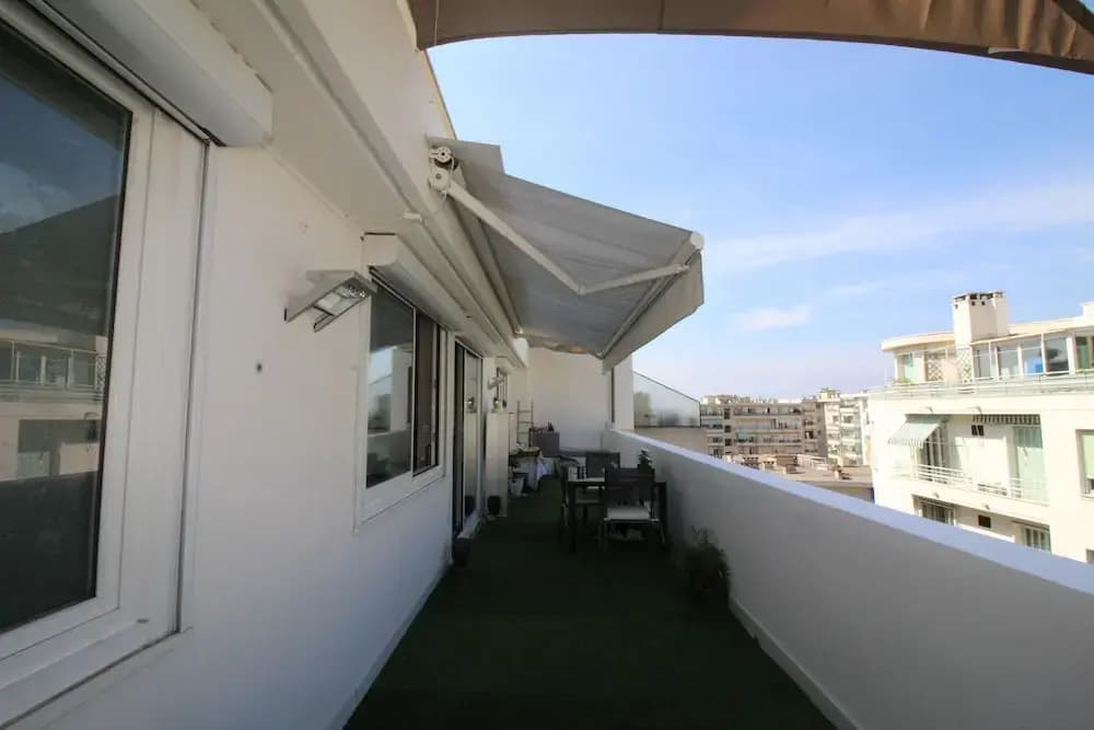 Nice Booking - Fleurs Terrasse Parking - photo 11