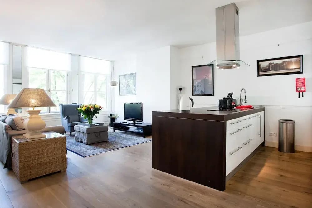 Nine Streets Apartments - photo 12