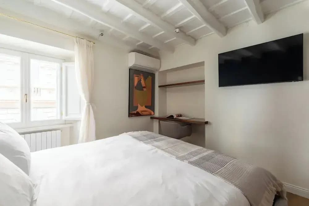 Via Giulia Apartments - photo 9