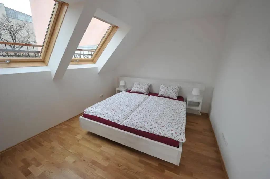 Debo Apartments Lackierergasse - contactless check in - photo 3